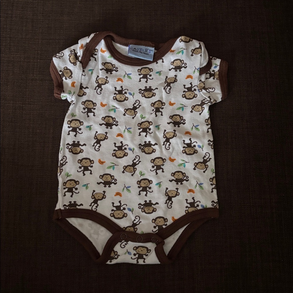 ❤️6-9M Carter’s Watch The Wear Monkey Onesie (fits Small)